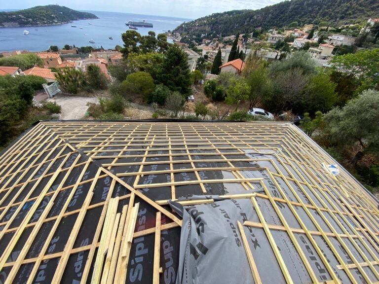 Rénovation – chantier Couvreur Montauroux RB