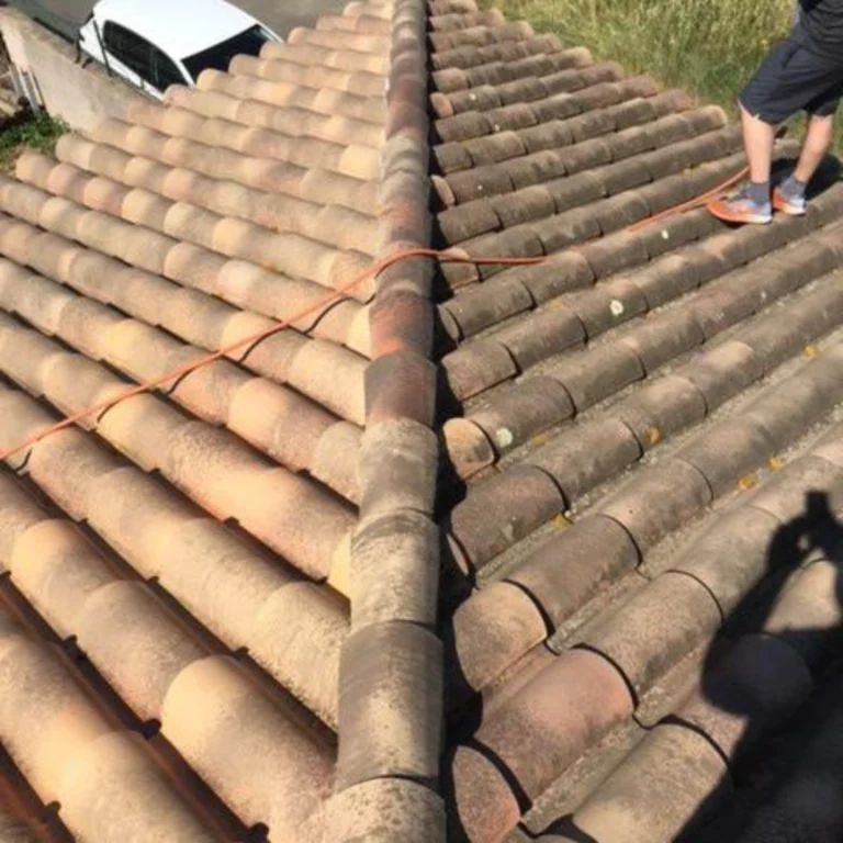 Nettoyage & démoussage – chantier Couvreur Montauroux RB