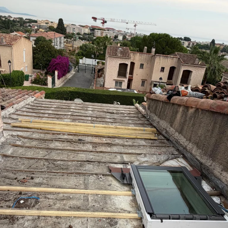 Isolation & Velux – chantier Couvreur Montauroux RB