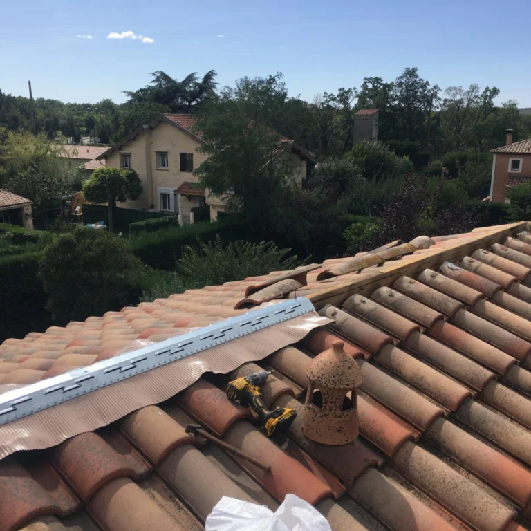 Réparation – chantier Couvreur Montauroux RB