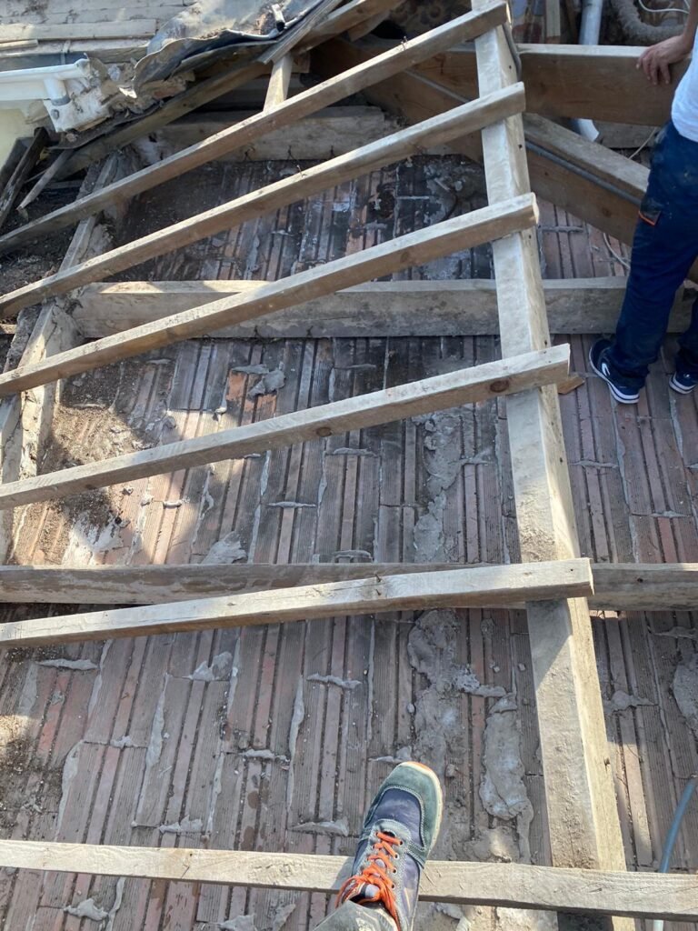 Charpente – chantier Couvreur Montauroux RB