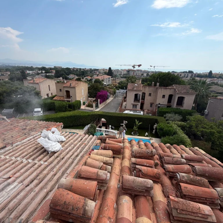 Rénovation – chantier Couvreur Montauroux RB