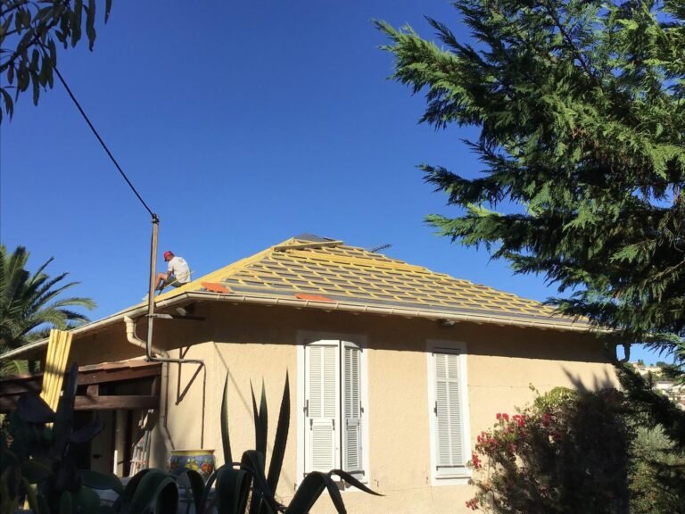 Rénovation – chantier Couvreur Montauroux RB